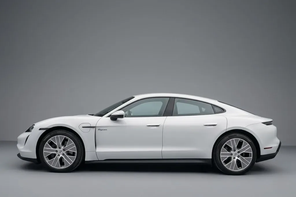 Sedán Porsche Taycan 2025 en Ciudad de México — foto 2